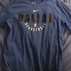 Large Dallas Basketball Nike Long Sleeve light use